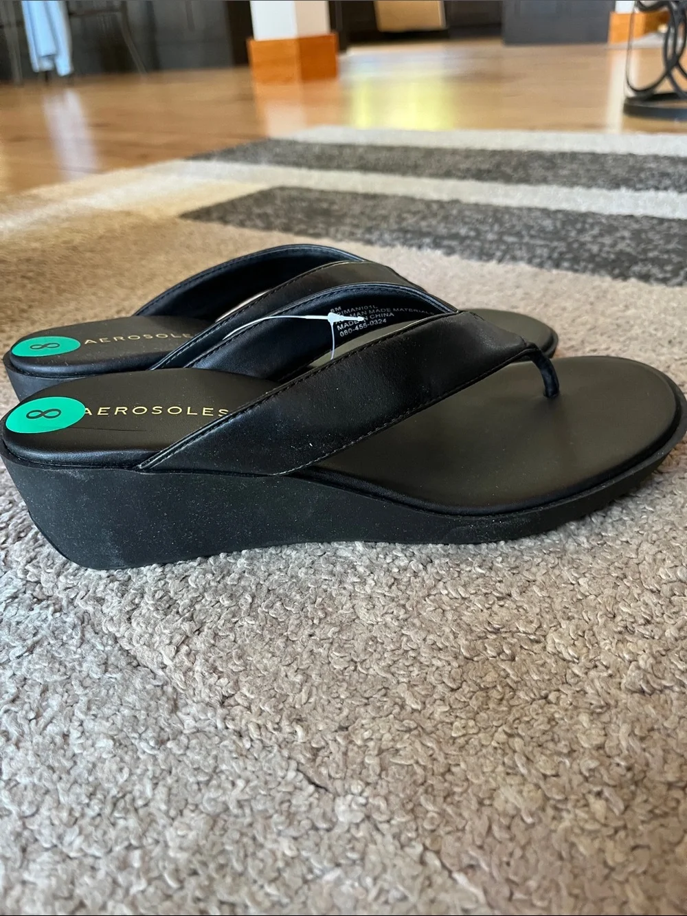 NWT AEROSOLES Black Leather Sandals